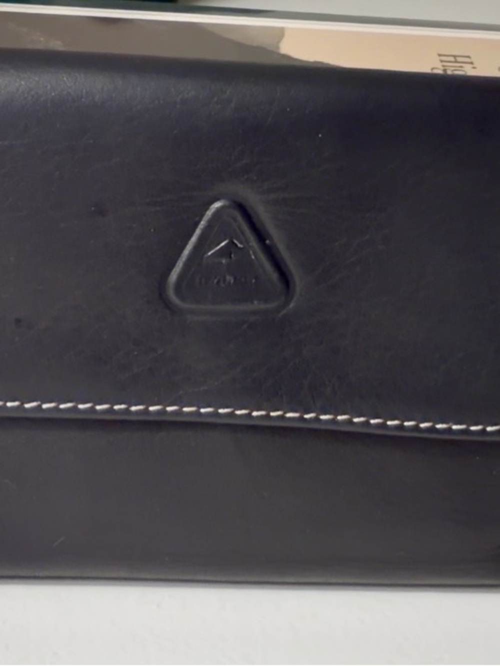 Trianon Black Men's Leather Wallet with Contrast Stitching